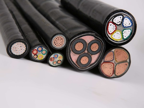 低壓銅芯阻燃A類(lèi)鋼帶鎧裝電力電纜